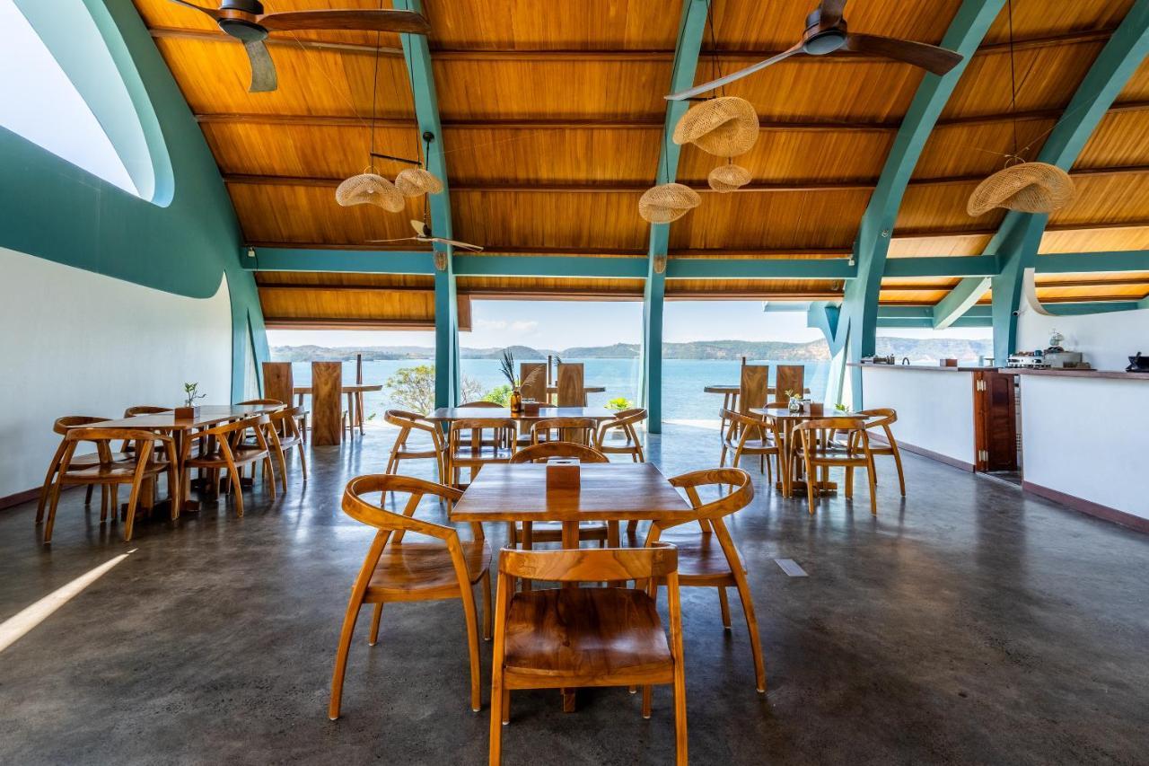 Inlight Lombok Beach Hotel Kuta  Exterior photo